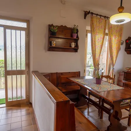 La Casa Del Gufo * 卡斯蒂里昂纳·德拉佩